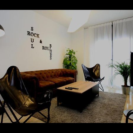 Rock & Roll Apartament -Aire Acondicionado En Todas Las Habitaciones Y Salon- Deltebre Ngoại thất bức ảnh